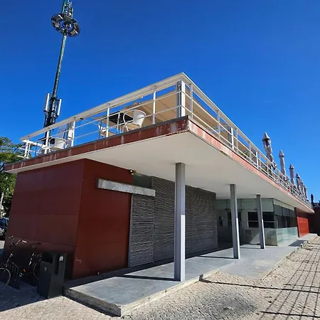 Belém Chalenger Botel Lissabon